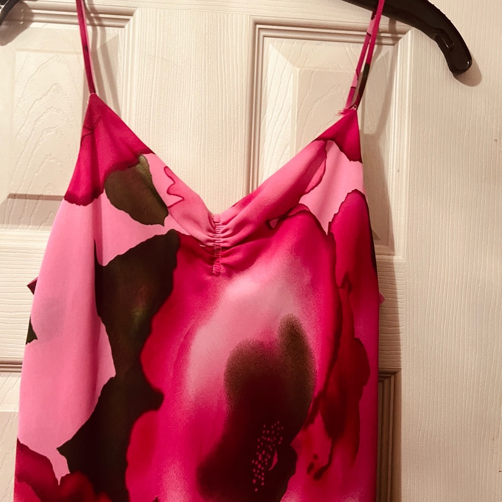 Beautiful Rose Dress - Picture 2 of 6